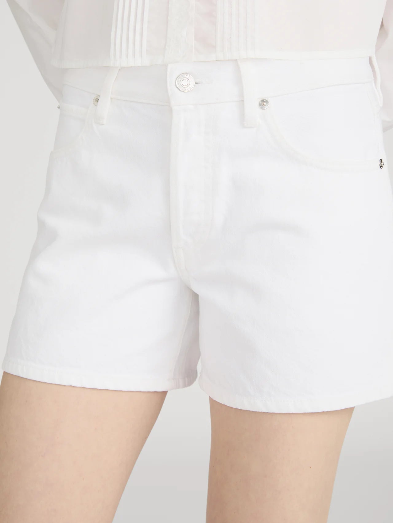 Frame The Long Hang Short