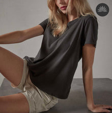 James Perse Vintage little boy tee