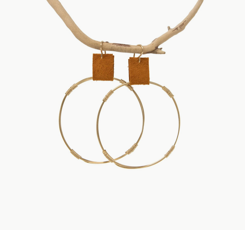 Liz James victory regular earrings